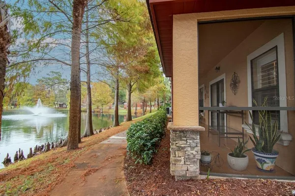 $385,000 | 2217 Tuscany Trace, Unit 10, Palm Harbor, FL 34683