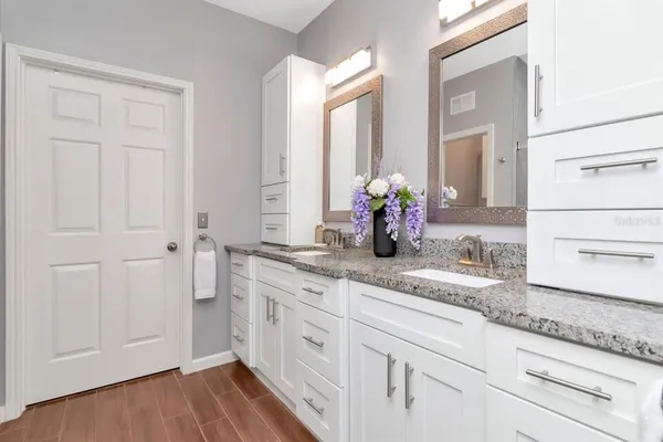 $385,000 | 2217 Tuscany Trace, Unit 10, Palm Harbor, FL 34683