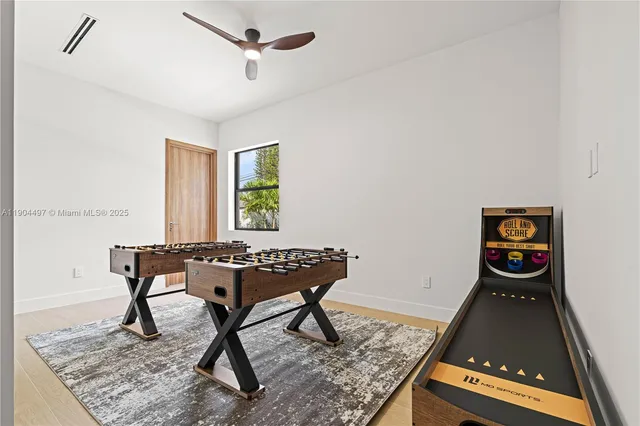 $3,499,900 | 543 Northeast 109th Street, Miami, FL 33161