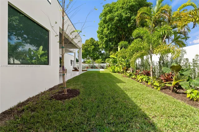 $3,499,900 | 543 Northeast 109th Street, Miami, FL 33161
