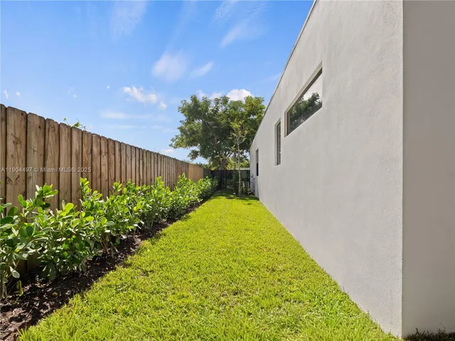 $3,499,900 | 543 Northeast 109th Street, Miami, FL 33161