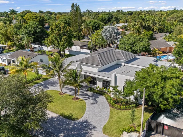 $3,499,900 | 543 Northeast 109th Street, Miami, FL 33161