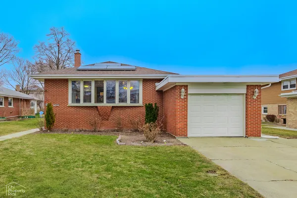$570,000 | 9113 Belleforte Avenue, Morton Grove, IL 60053