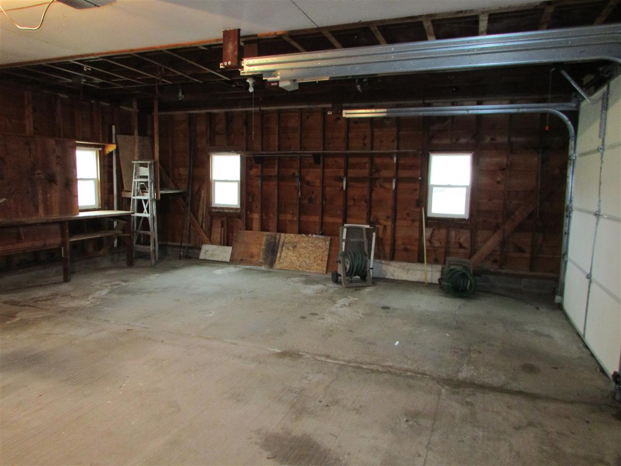 8675 East Pickard Road Mount Pleasant, MI 48858 - Photo 34 of 46 1830207-33.JPG
