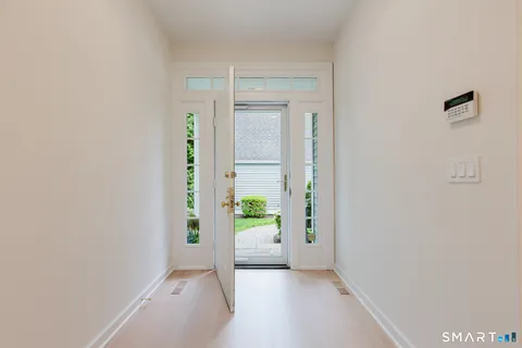 $1,650,000 | 50 Hale Lane, Unit 50, Darien, CT 06820