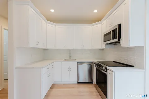 $1,650,000 | 50 Hale Lane, Unit 50, Darien, CT 06820