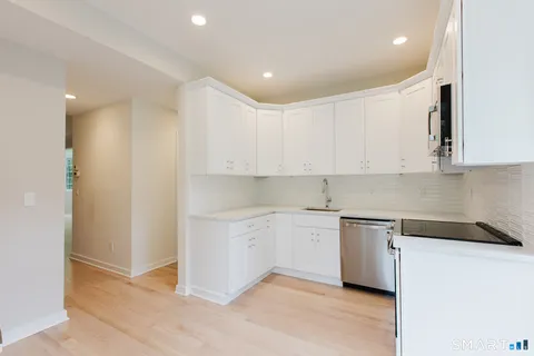 $1,650,000 | 50 Hale Lane, Unit 50, Darien, CT 06820