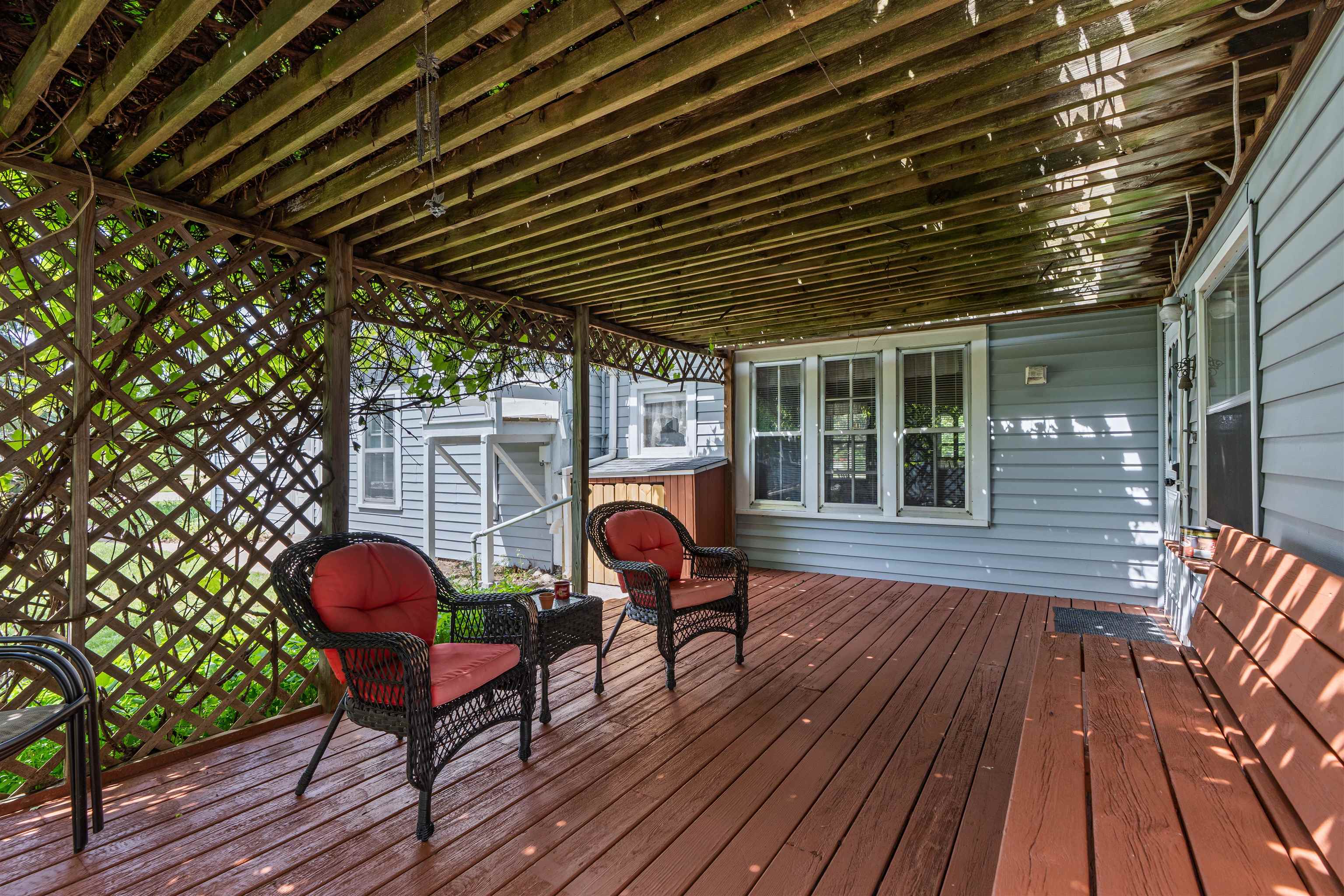 27 9th Street Clintonville, WI 54929 - Photo 41 of 50