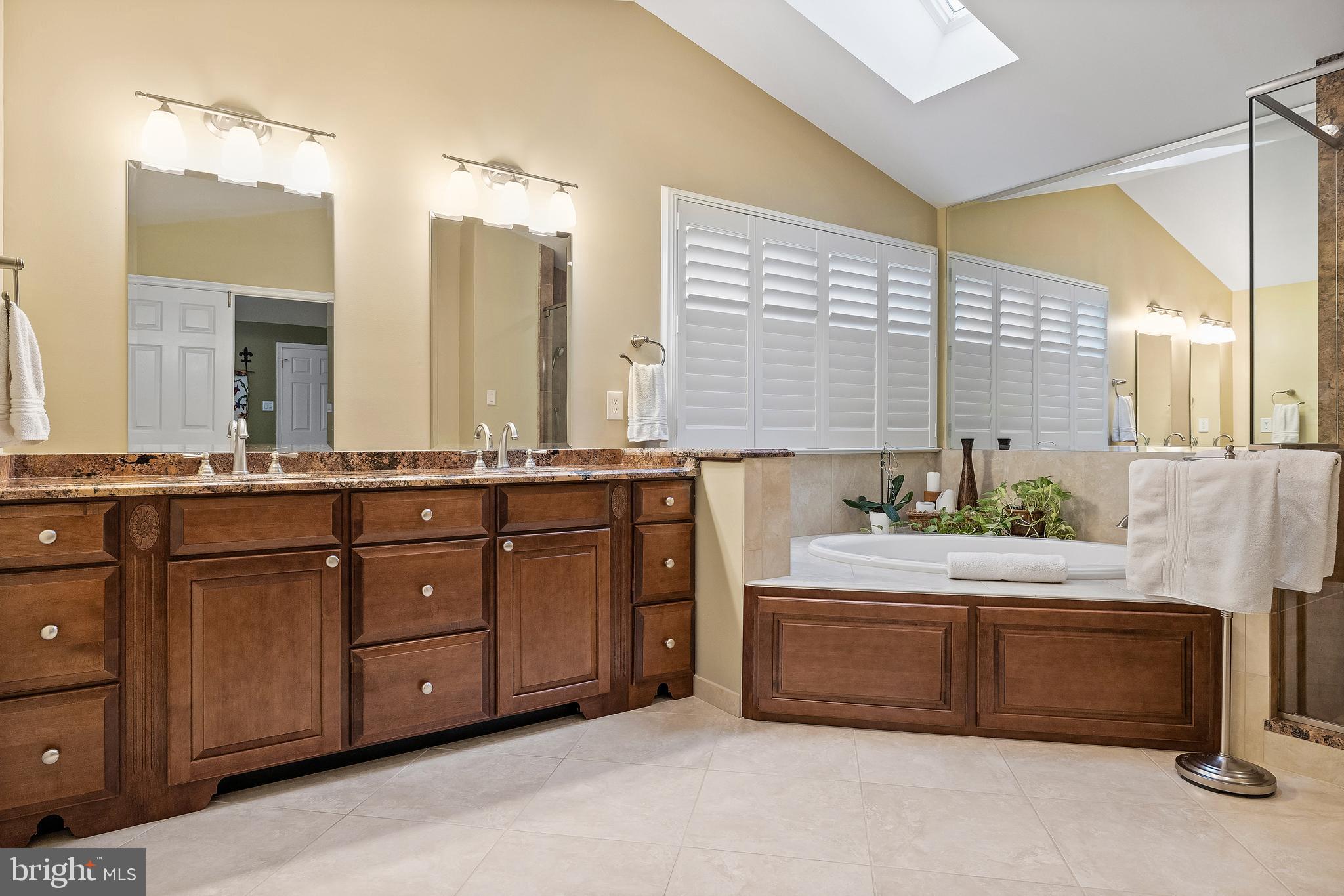 7 Coventry Road Mount Holly, NJ 08060 - Photo 24 of 42 Gallery Image 24