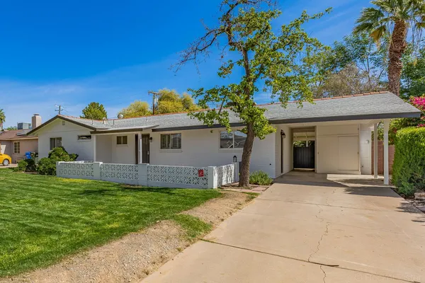 $2,350 | 6631 North 12th Place, Phoenix, AZ 85014