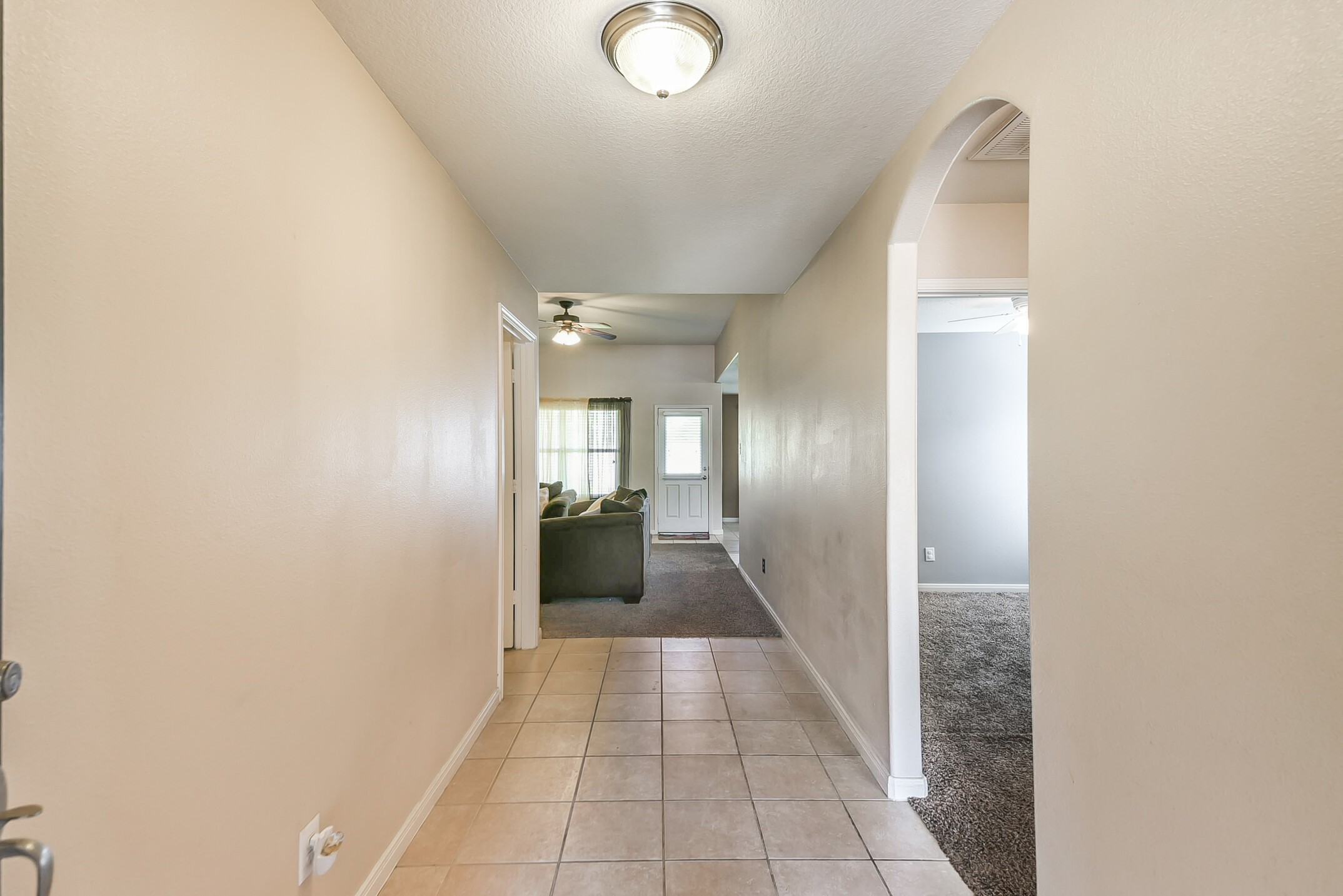 9423 Ivory Trail Lane Rosharon, TX 77583 - Photo 2 of 14
