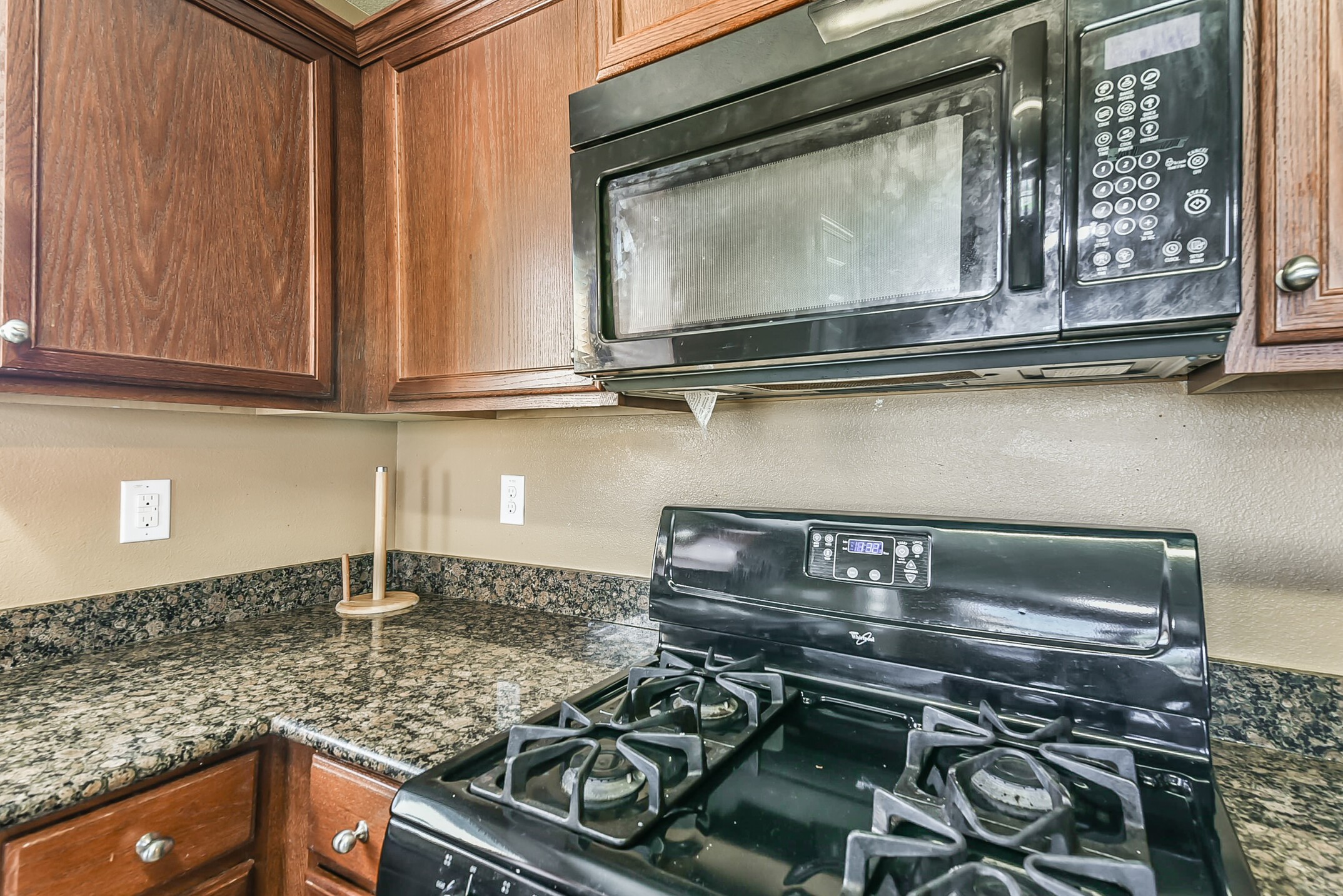 9423 Ivory Trail Lane Rosharon, TX 77583 - Photo 5 of 14