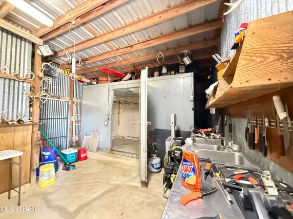 $2,300,000 | 114 Huff Lane, Roxie, MS 39661