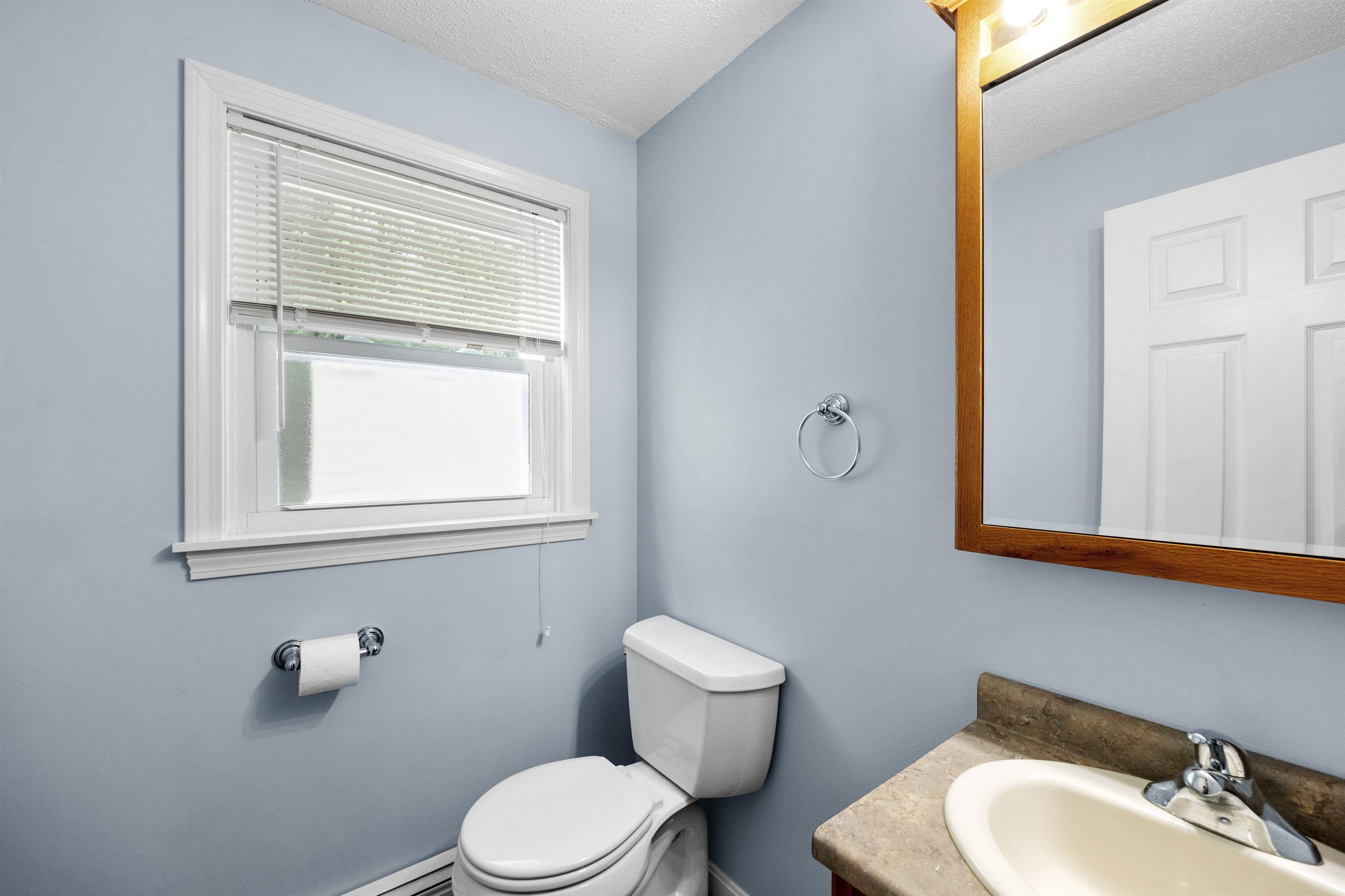 40 Hoit Road Concord, NH 03301 - Photo 7 of 35 Gallery Image 7