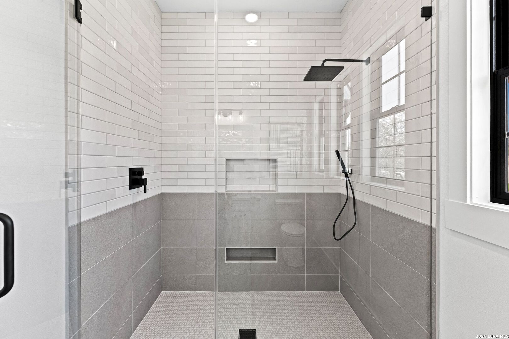 34793 High Gate Road Bulverde, TX 78163 - Photo 20 of 50 a bathroom with a shower