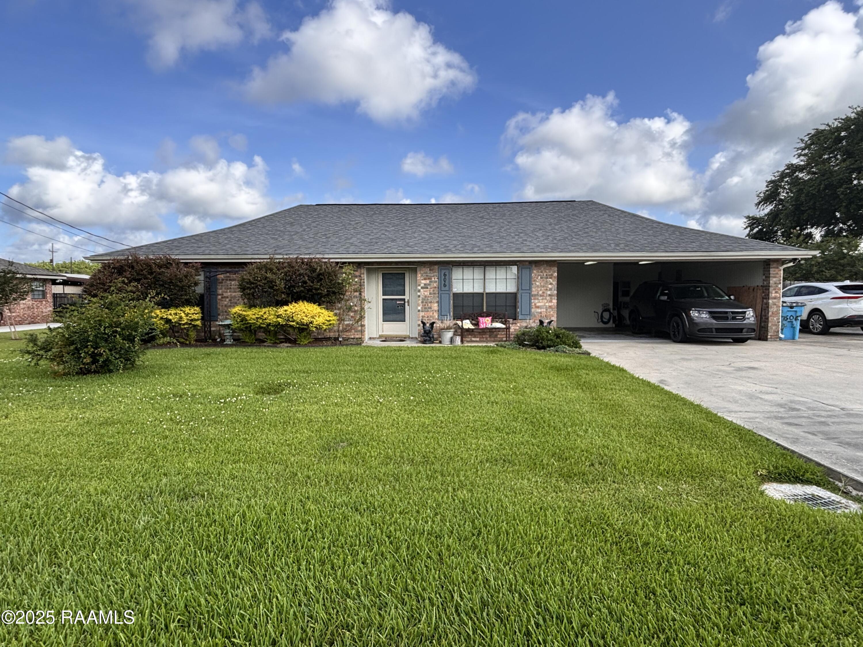 606 David Street Patterson, LA 70392 - Photo 1 of 7 IMG_3005