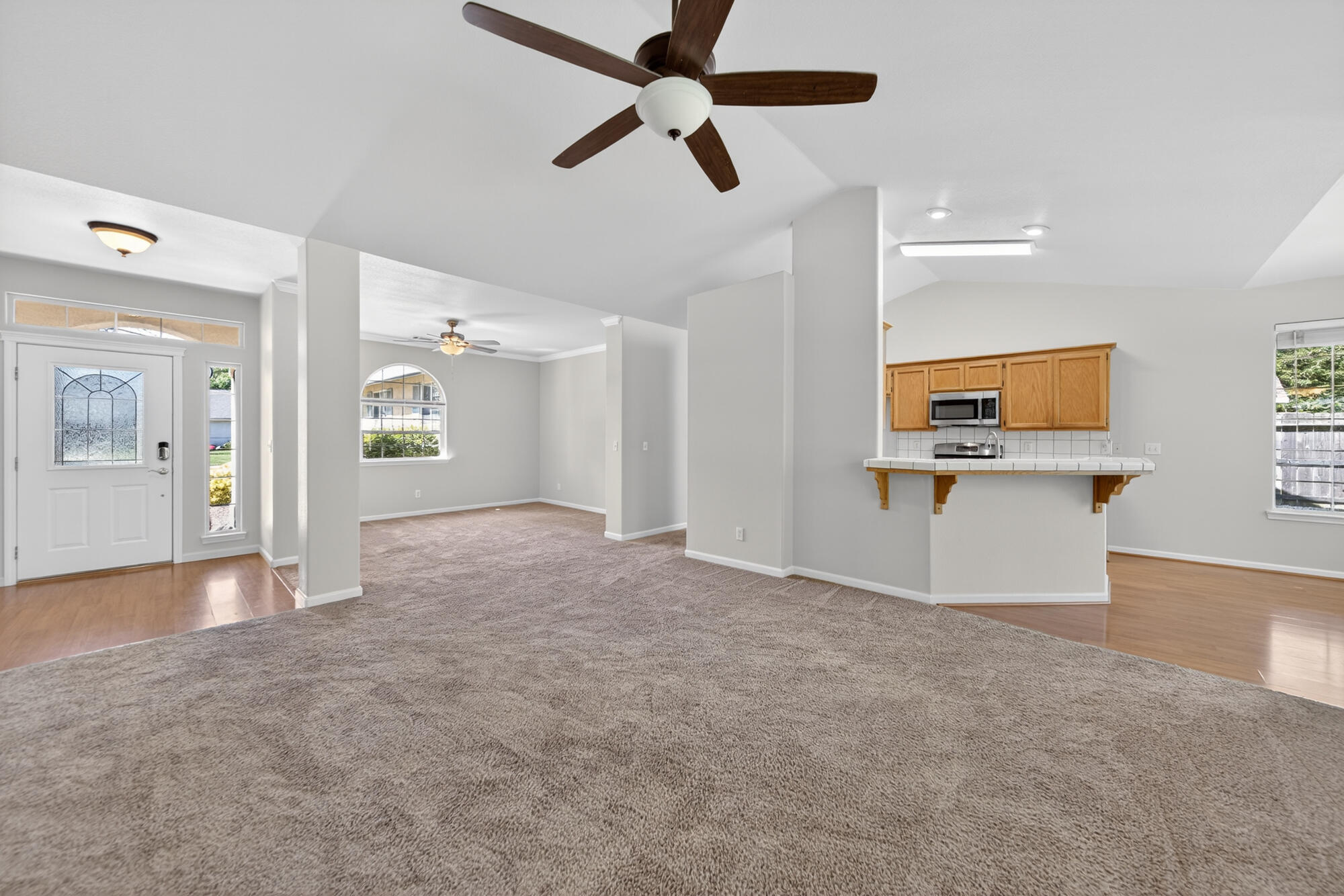 647 Olympic Street Redding, CA 96003 - Photo 12 of 39 647 Olympic St., Redding-07