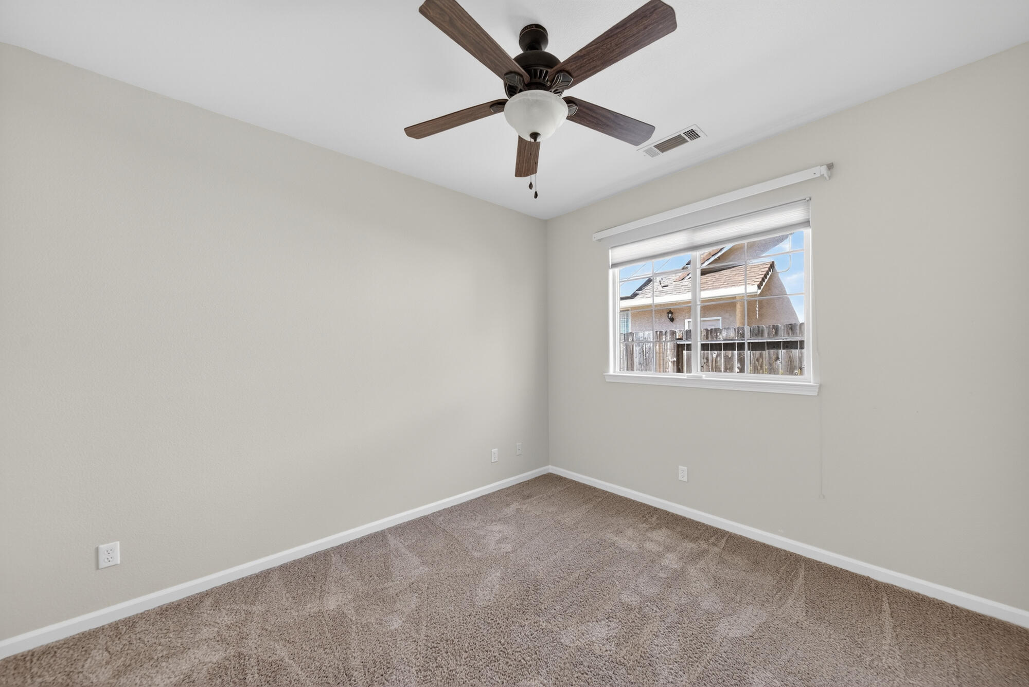 647 Olympic Street Redding, CA 96003 - Photo 21 of 39 647 Olympic St., Redding-21