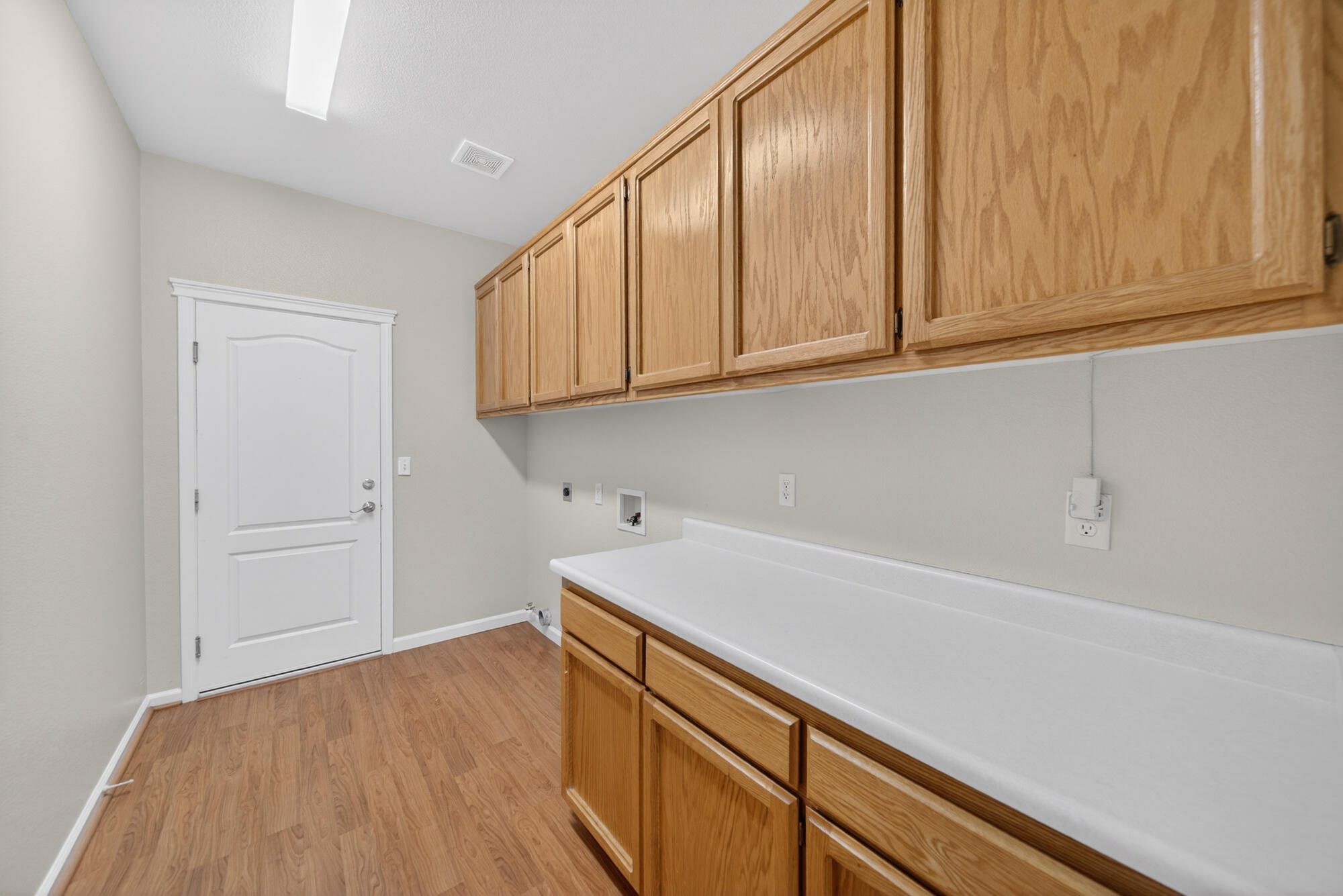 647 Olympic Street Redding, CA 96003 - Photo 28 of 39 647 Olympic St., Redding-20