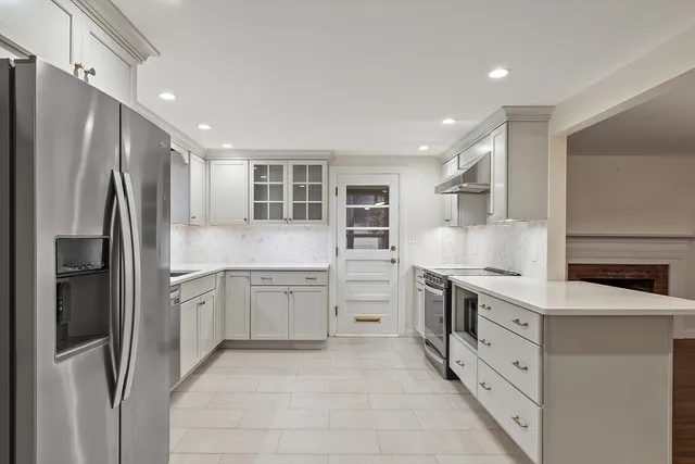 $775,000 | 26 Curve Street, Wakefield, MA 01880