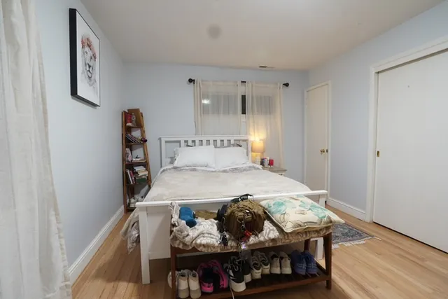 $900,000 | 124 Wyndover Lane, Stamford, CT 06902