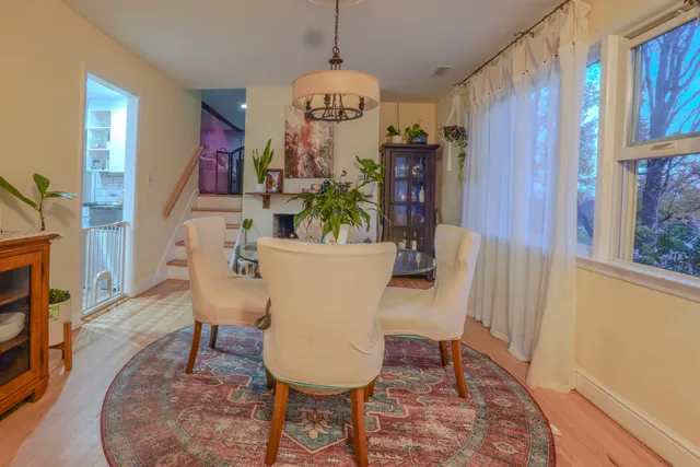 $900,000 | 124 Wyndover Lane, Stamford, CT 06902