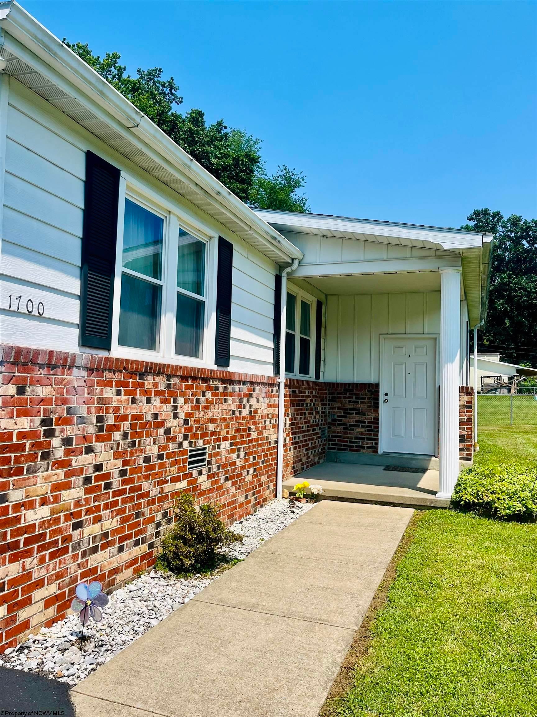 1700 Tyrone Road Morgantown, WV 26508 - Photo 5 of 30 Gallery Image 5