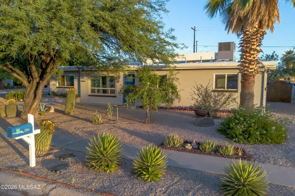 $448,000 | 5864 East Eastland Street, Tucson, AZ 85711