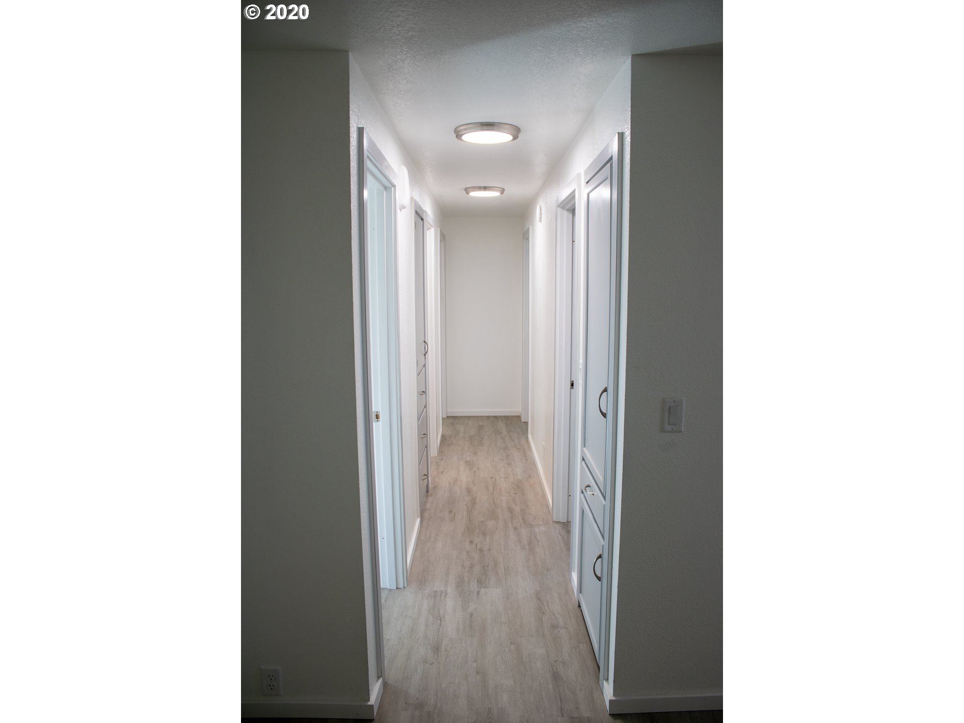 772 66th Street Springfield, OR 97478 - Photo 10 of 21 Gallery Image 10