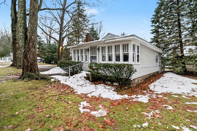 $150,000 | 3163 North Lakeshore Drive, Ludington, MI 49431