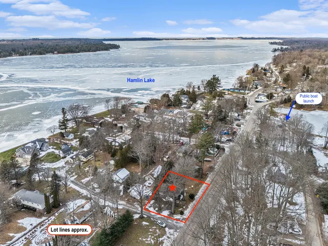 $150,000 | 3163 North Lakeshore Drive, Ludington, MI 49431