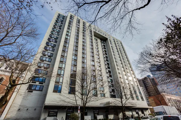 $3,850 | 1221 North Dearborn Parkway, Unit 1210S, Chicago, IL 60610