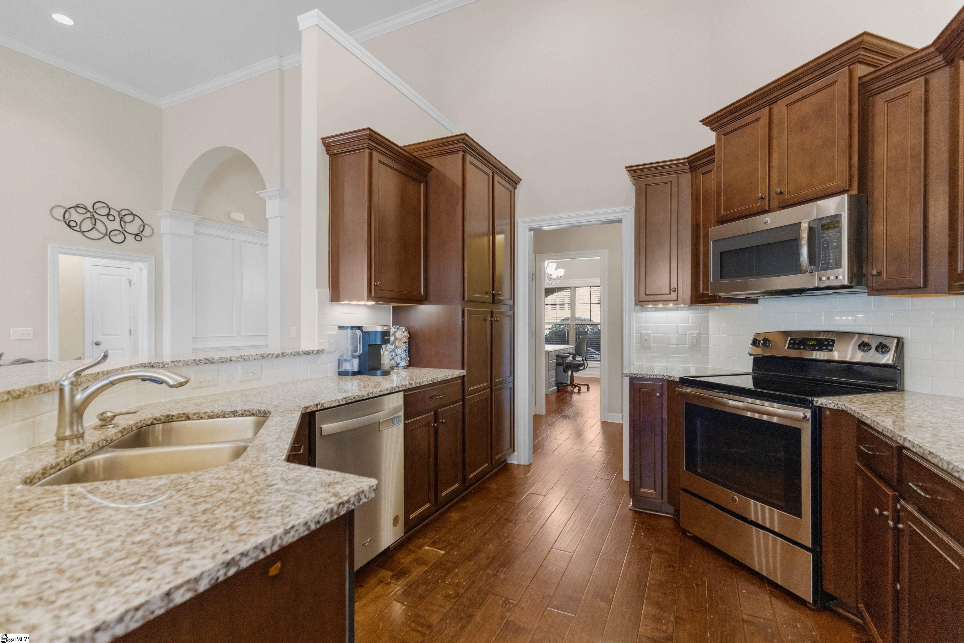 201 Brahman Way Fountain Inn, SC 29644 - Photo 5 of 38 Gallery Image 5