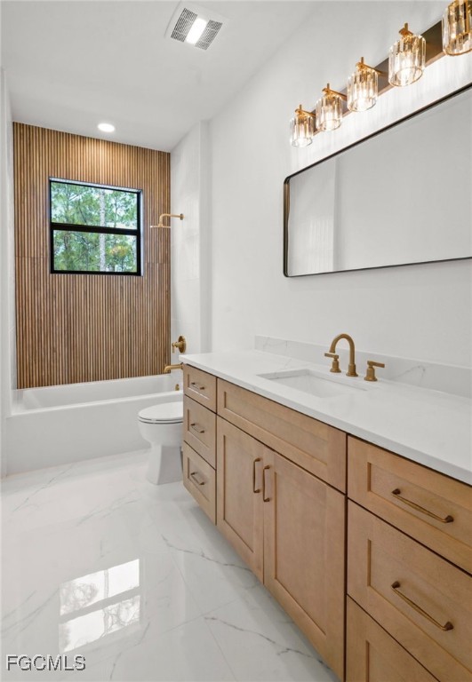2310 Columbus Avenue Alva, FL 33920 - Photo 41 of 43 a bathroom with a sink a mirror and a bathtub