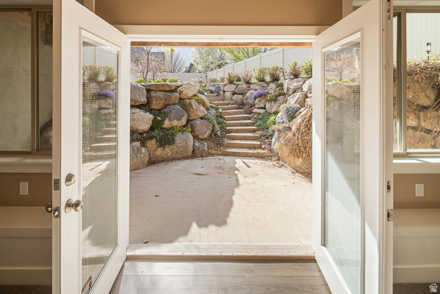 1997 West Cres Drive Mapleton, UT 84664 - Photo 31 of 35 View of doorway to outside