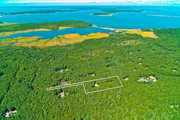 $45,000 | Undisclosed Address, East Hampton, NY 11937