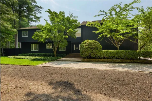 $45,000 | Undisclosed Address, East Hampton, NY 11937