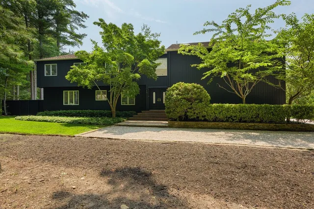 $45,000 | 21 Crooked Highway, East Hampton, NY 11937