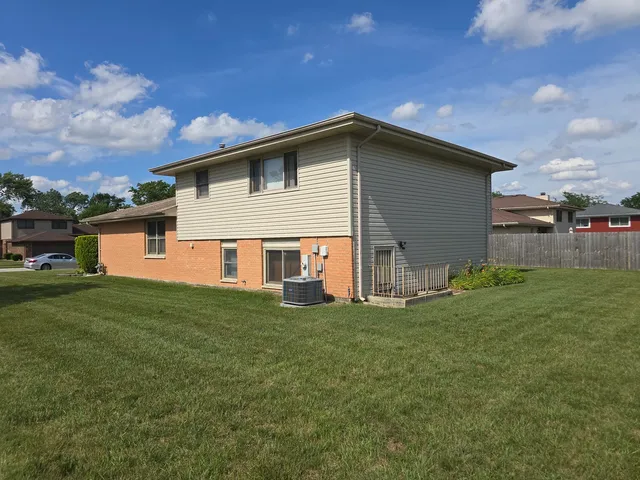 $220,000 | 4061 177th Street, Country Club Hills, IL 60478