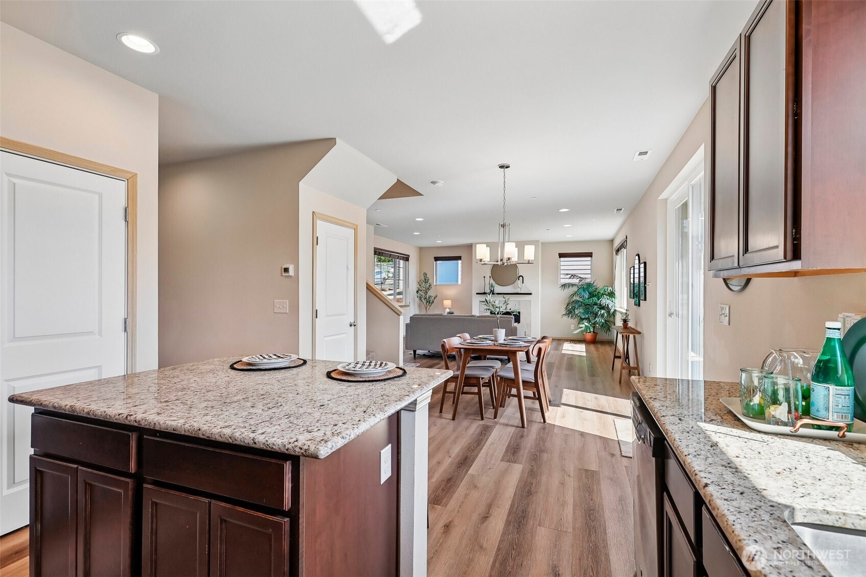 2548 Filbert Avenue Bremerton, WA 98310 - Photo 13 of 35 Gallery Image 13