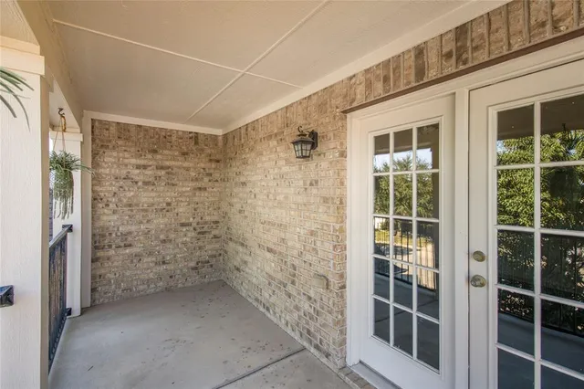 $364,900 | 10033 Butte Meadows Drive, Fort Worth, TX 76177