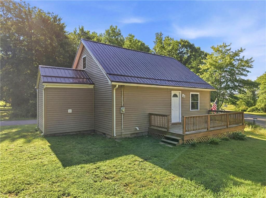 7 Old Fredonia Road Mercer, PA 16137 - Photo 19 of 38 Rear deck creates space to relax
