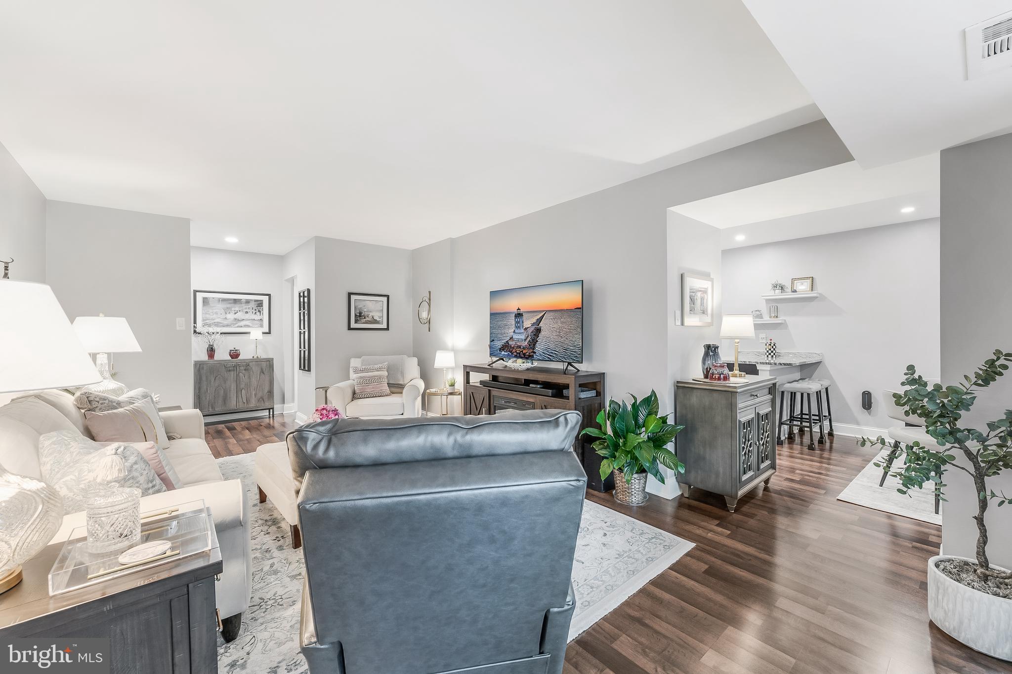 2055 Royal Fern Court, Unit 1B Reston, VA 20191 - Photo 18 of 45 Gallery Image 18