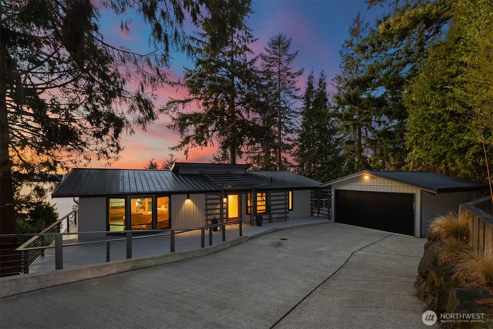 15733 25th Avenue Southwest Burien, WA 98166 - Photo 4 of 38 a front view of house with yard and entertaining space