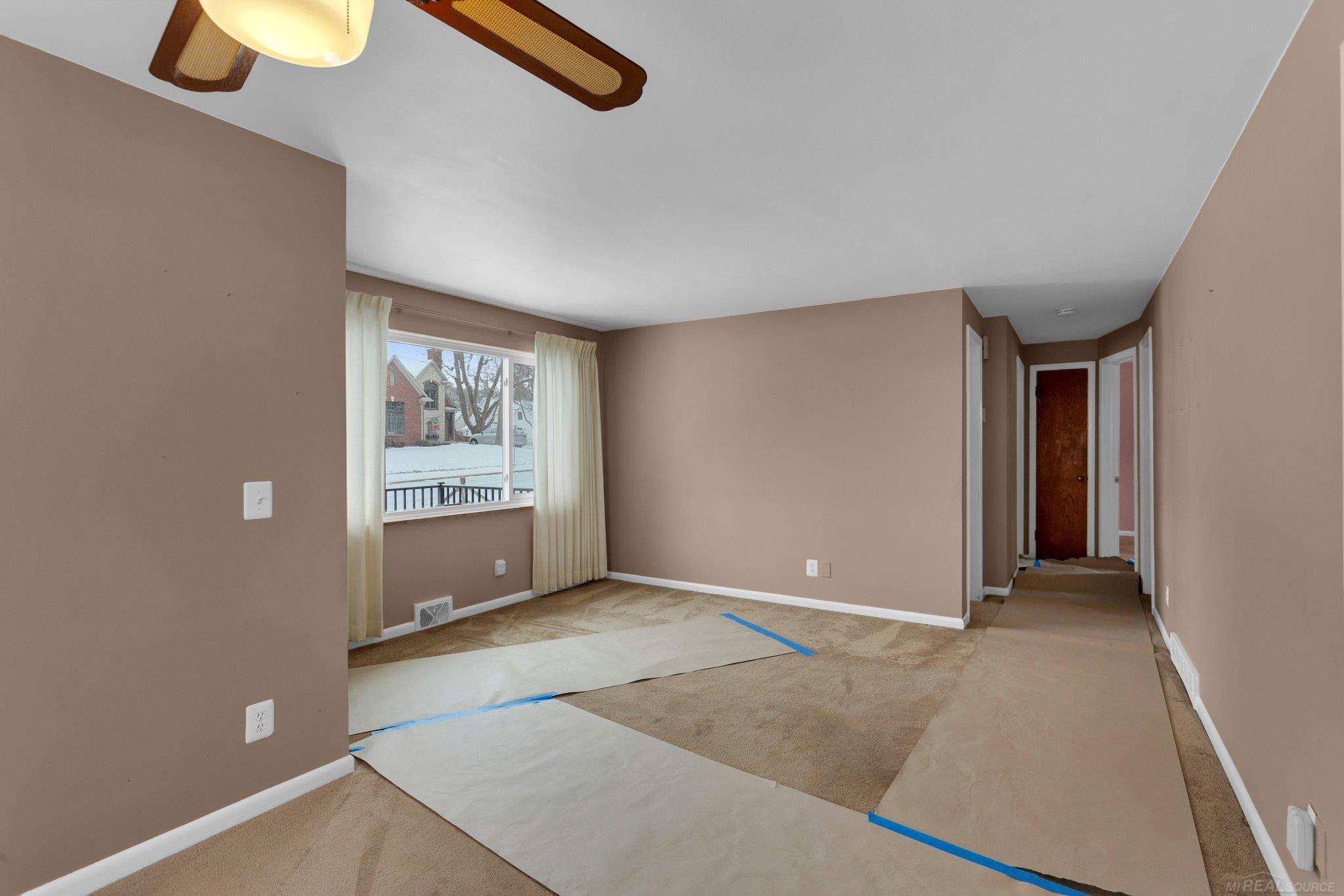 1009 1st Street Rochester, MI 48307 - Photo 5 of 24 50164749-1514e9f2-54f5-43d3-a16a-2ef3aad3c2e1.JPG