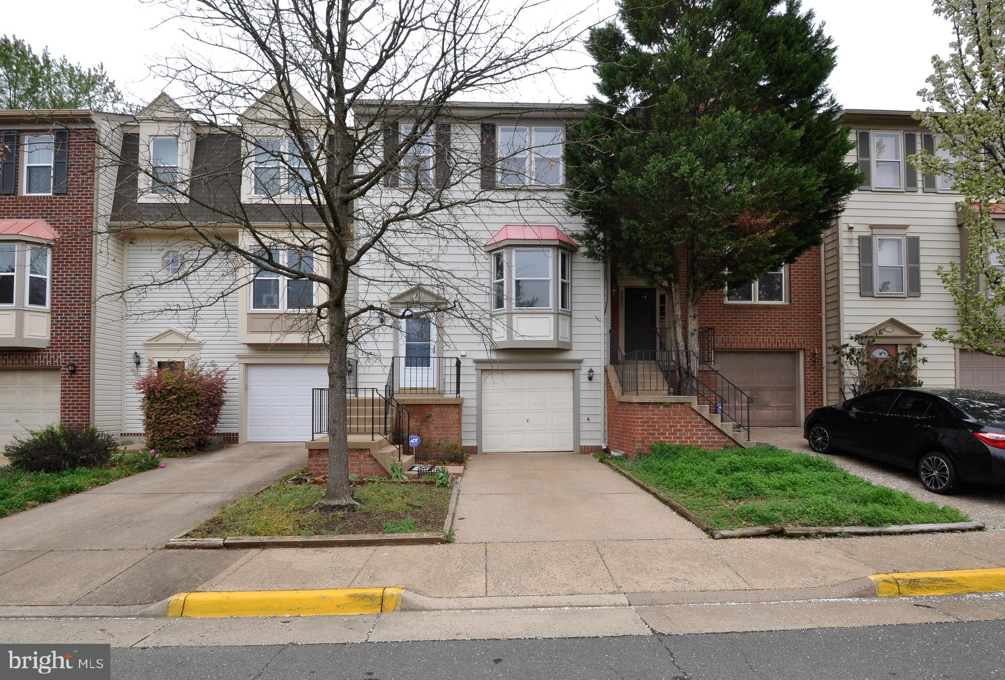 7375 St Thomas Loop Manassas, VA 20109 - Photo 2 of 35 Front Exterior