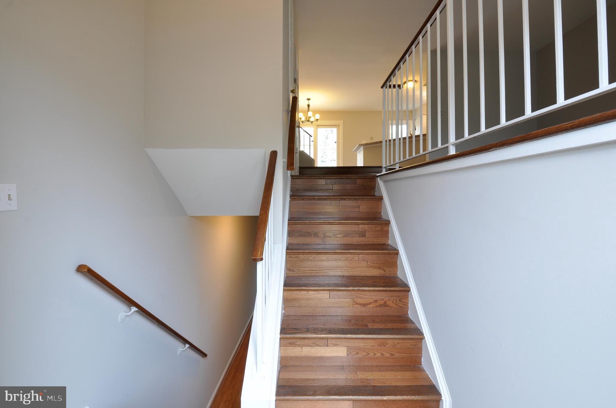 7375 St Thomas Loop Manassas, VA 20109 - Photo 6 of 35 Foyer