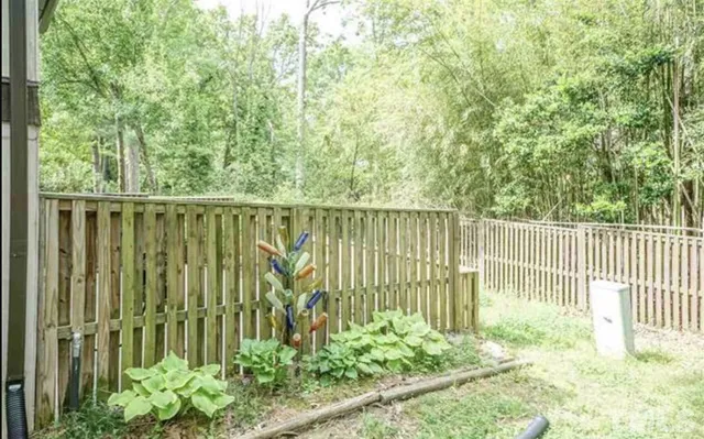 a view of a garden with a backyard