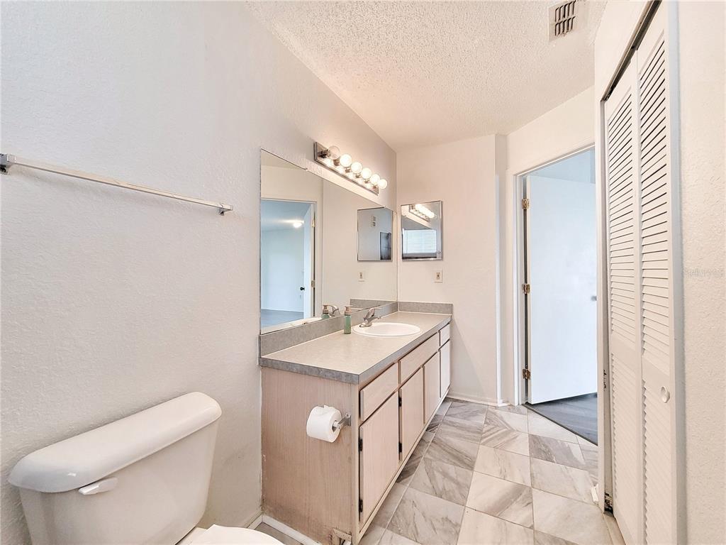 3705 Southwest 27th Street, Unit 818 Gainesville, FL 32608 - Photo 20 of 45