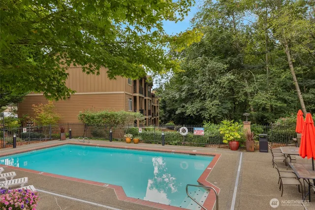 $314,750 | 18930 Bothell Everett Highway, Unit G103, Bothell, WA 98012